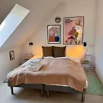 Large شقة *